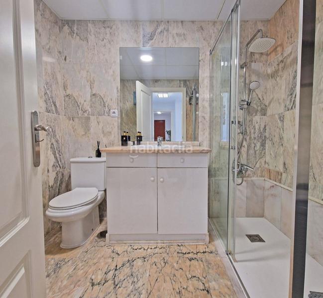 Foto 4445da6b-3efa-4e96-9caf-bfa8a58976d7. Pis amb xemeneia piscina a la cala Mijas Mijas