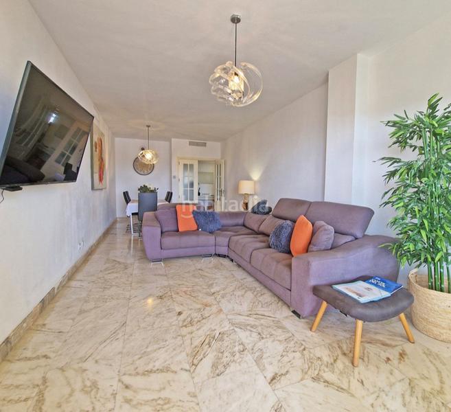 Foto ee70aa1b-9033-4d81-950b-bbeaa202089b. Pis amb xemeneia piscina a la cala Mijas Mijas