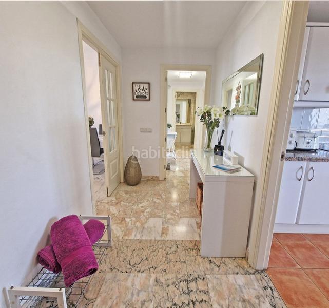 Foto f11ae45c-e941-4954-bfec-6207a2b30a80. Pis amb xemeneia piscina a la cala Mijas Mijas