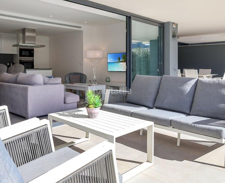 Foto 9f25ab04-bd0b-49d3-b9ac-c2b7120e7b5f. Piso selwo en La Concha - Resina Golf Estepona