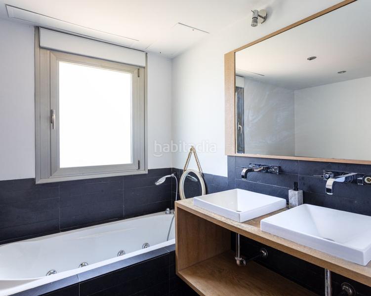 Foto 5f03ff5e-8fbe-4c20-a1d0-40952aa20f4b. Etagenwohnung mit kamin parking pool in los arqueros - puerto del almendro Benahavís