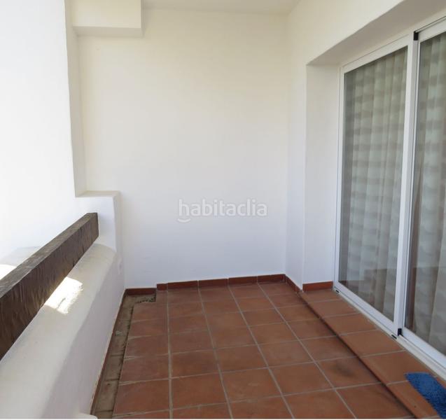 Foto 25feda7b-dbf0-47af-bbdb-e24d05261503. Etagenwohnung in n/a in los arqueros - puerto del almendro Benahavís