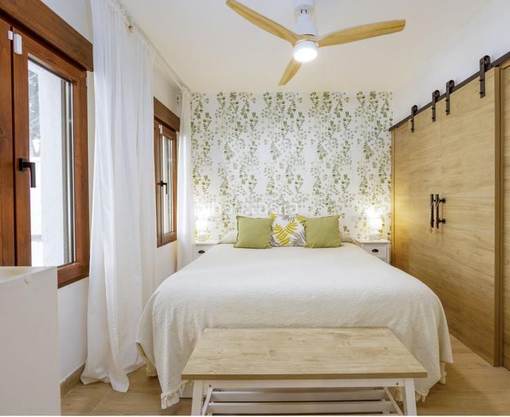 Foto 7cb91097-2e49-4fa7-babe-c6234a6c686e. Appartement dans calle rafael quintana rosado 22 dans Torremolinos
