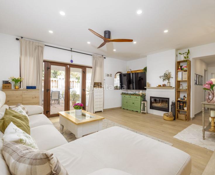 Foto ec59e48c-ffbb-43eb-a7f6-0dd4e39fbb48. Appartement dans calle rafael quintana rosado 22 dans Torremolinos