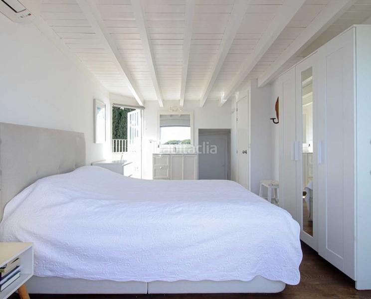 Foto bb42ea40-3ff5-4e8b-a4b3-435afe86e387. Etagenwohnung mit kamin parking pool in Río Real Marbella