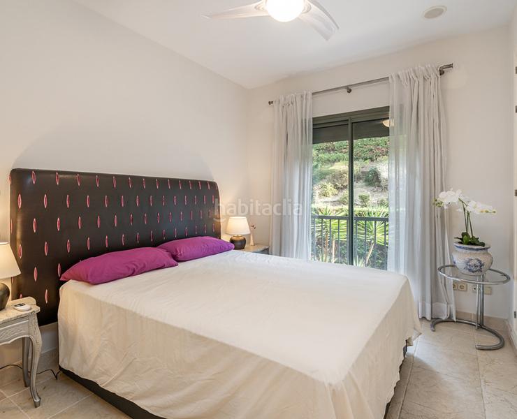 Foto 4e40f11b-ee64-4b1f-b31c-45fb4445d099. Etagenwohnung mit kamin parking pool in Los Llanos Estepona