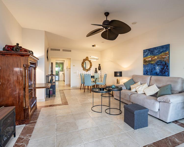 Foto ee35ef25-dbd8-49c0-b068-65f1fe9d14a1. Etagenwohnung mit kamin parking pool in Los Llanos Estepona
