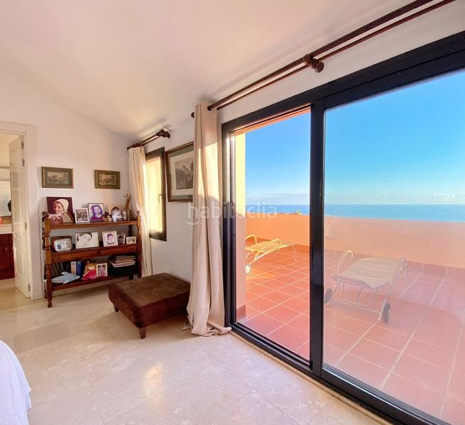 Foto 0025b986-4723-40cc-9c45-bcc18ab2c2a3. Piso bright and sunny duplex penthouse with the best views of Calahonda en Mijas