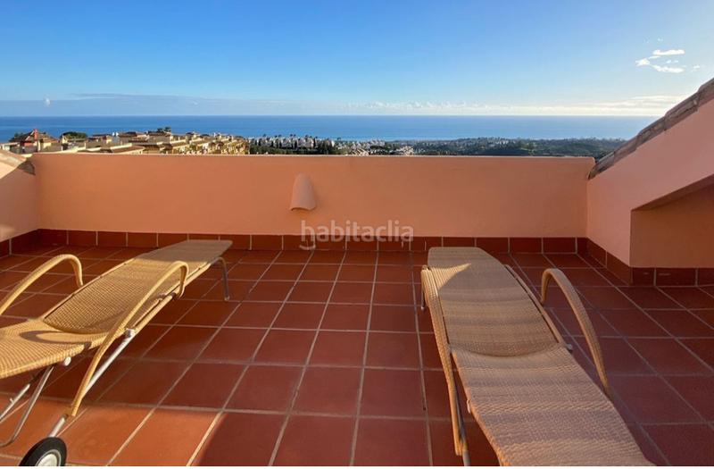 Foto 5b1ac64f-5a6a-413c-b811-1c747f69a101. Piso bright and sunny duplex penthouse with the best views of Calahonda en Mijas