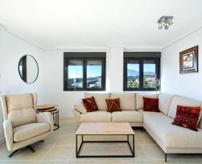 Piso en La Concha - Resina Golf. Luxurious duplex penthouse with panoramic views in selwo, estepo