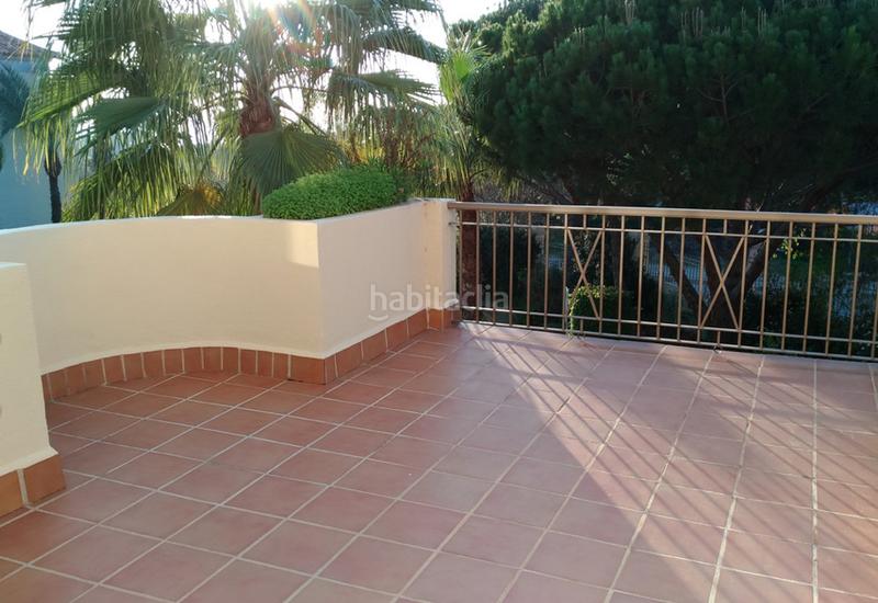 Foto 150eec88-5157-44be-8939-4736f542eb88. Etagenwohnung mit kamin parking pool in Cabopino - Artola Marbella