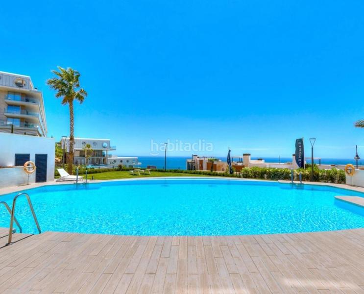 Foto 6d39aeb0-7148-4b3f-aa06-36cdcd101c74. Appartamento con camino piscina in Las Gaviotas - Carvajal Fuengirola