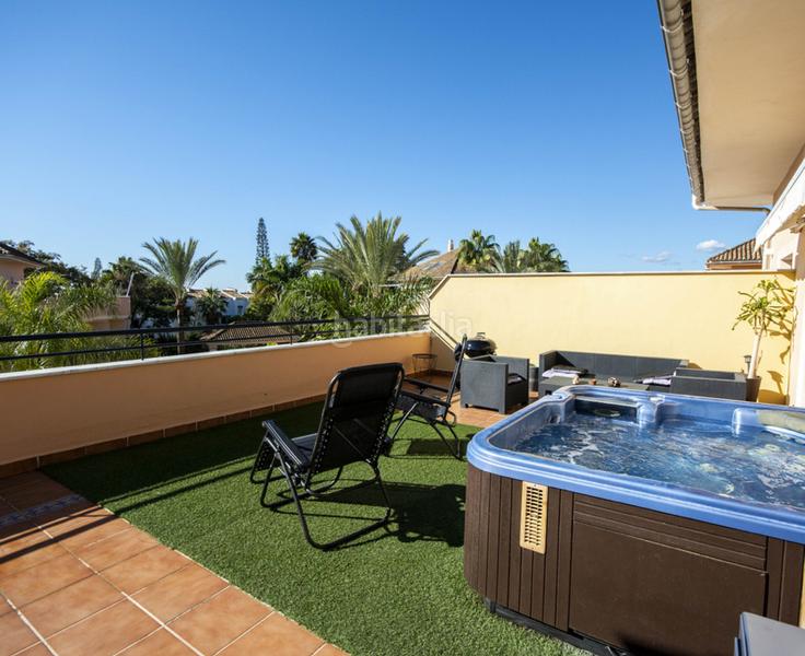 Foto 067c000e-6b4c-49a8-b810-0788d746b947. Piso elviria en Costabella Marbella