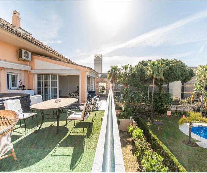 Foto 3f8c4d34-201a-4760-a6f4-8a650ac2db07. Piso elviria en Costabella Marbella