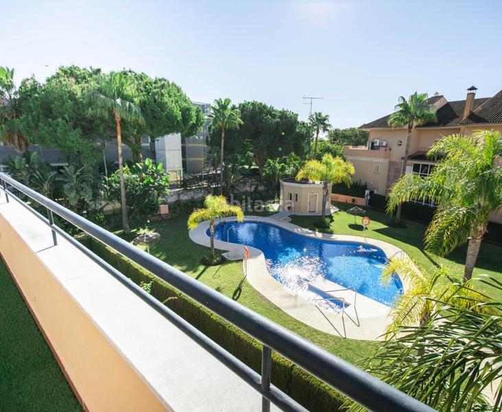 Foto f2d0922a-4965-4125-8b05-e73aa9d14be8. Piso elviria en Costabella Marbella