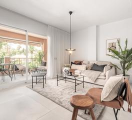 Piso en La Dama de Noche - La Alzambra. Splendid brand-new 3-bedroom apartment in the heart of nueva and