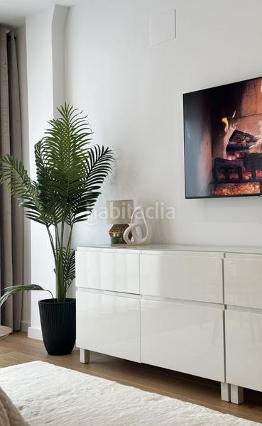 Foto cc7f31f2-e719-446c-841c-d37ac3886110. Pis amb xemeneia a Arroyo de la Miel Benalmádena