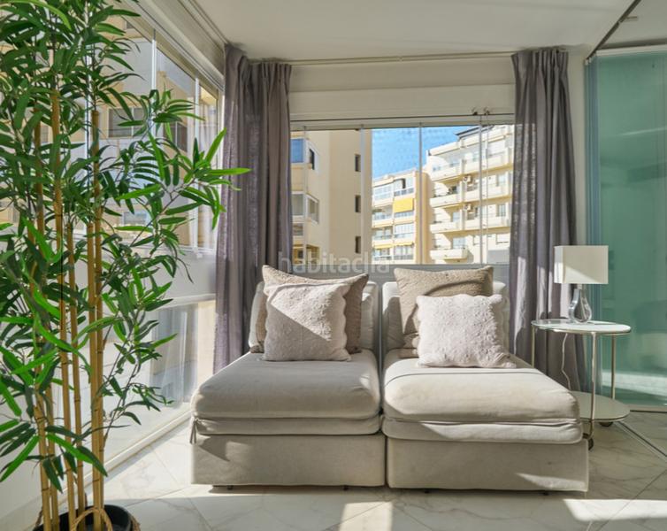 Foto 256bf1b5-b603-4cee-bff9-cd90031d536f. Etagenwohnung mit kamin pool in Playa Bajadilla - Puertos Marbella