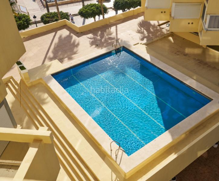 Foto 38e20387-0334-44a7-a312-cfa3fcb95a25. Etagenwohnung mit kamin pool in Playa Bajadilla - Puertos Marbella