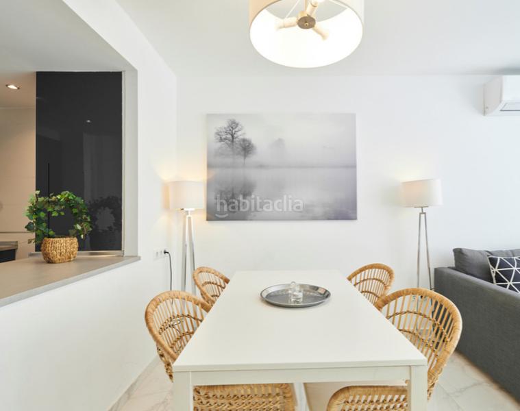 Foto 89813cf0-e64e-4cc8-bed7-76356ec8d894. Etagenwohnung mit kamin pool in Playa Bajadilla - Puertos Marbella