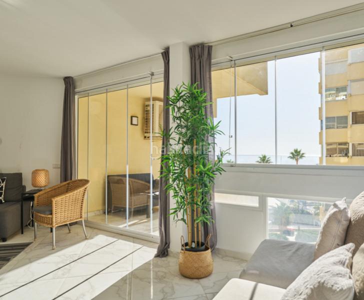 Foto da543a1c-09a7-41e3-9eea-195b93ebc325. Etagenwohnung mit kamin pool in Playa Bajadilla - Puertos Marbella