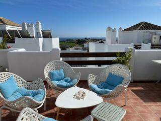 Pis en Valle Romano Golf. Oportunidad! atico estepona con vistas al mar! valle romano