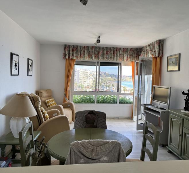 Foto 283acffe-c399-4b30-9ec6-4e7b10505790. Piso beachfront apartment in en Las Gaviotas - Carvajal Fuengirola
