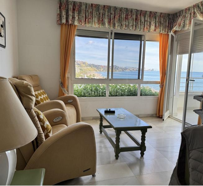 Foto 9d7745df-eb57-42bf-aca7-76cf4fbf29c6. Piso beachfront apartment in en Las Gaviotas - Carvajal Fuengirola