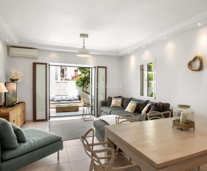 Foto a52d5129-8818-4bce-a253-e9a682c04f2f. Pis a calle trajano 10 a Villacana - Costalita - Saladillo Estepona