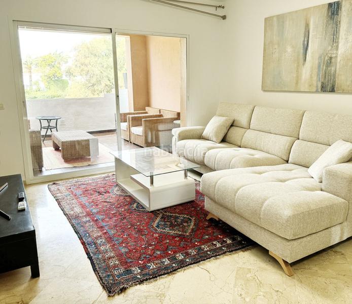 Foto 4a47498a-3081-48d2-b60f-17e1a1148b2d. Piso wonderful spacious and bright apartment in Guadalmina Alta en Marbella