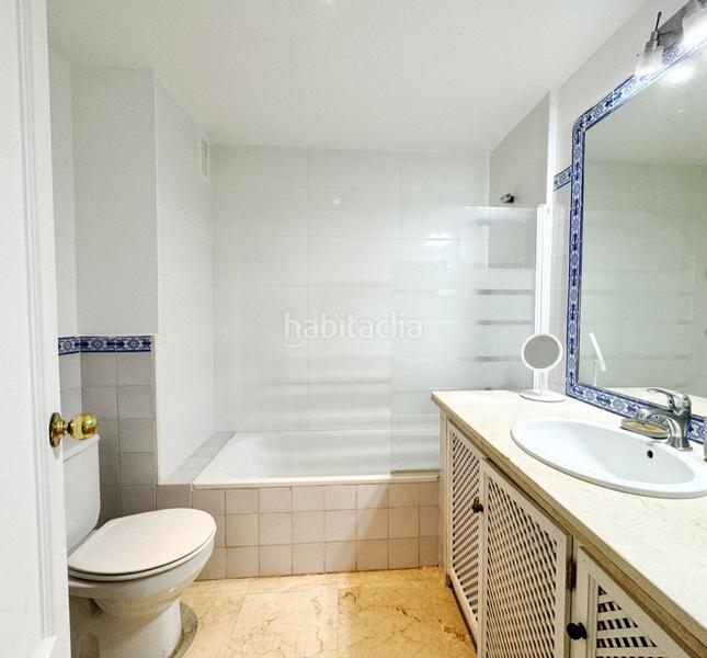 Foto 4d9db84b-cee7-441b-b68d-6af657dde0bb. Piso wonderful spacious and bright apartment in Guadalmina Alta en Marbella