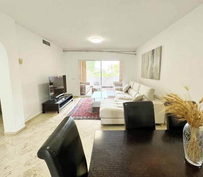 Foto 52dfe780-2ce0-4db5-ab42-325f363b50f8. Piso wonderful spacious and bright apartment in Guadalmina Alta en Marbella