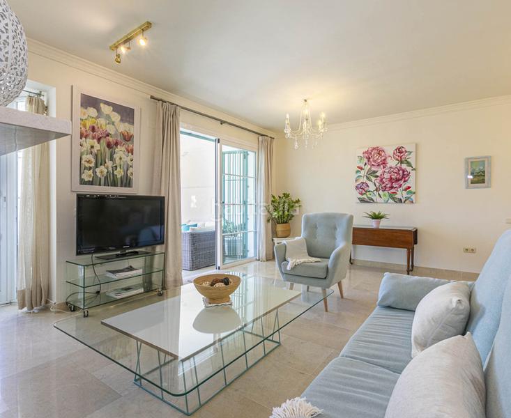 Foto 444716d2-1699-4e62-83b5-1a260f77aaef. Piso magnificent townhouse in a luxury urbanization next to the real club de golf de guadalmina en Marbella