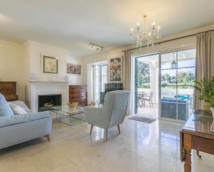 Foto 47bb599f-eac6-41ba-9db0-8d26197a891b. Piso magnificent townhouse in a luxury urbanization next to the real club de golf de guadalmina en Marbella