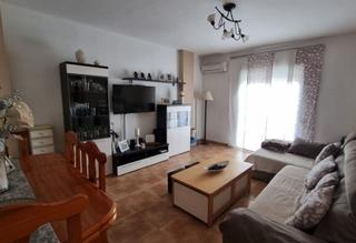 Piso en Alcorrín. Charming townhouse in manilva with spacious terrace and barbecue