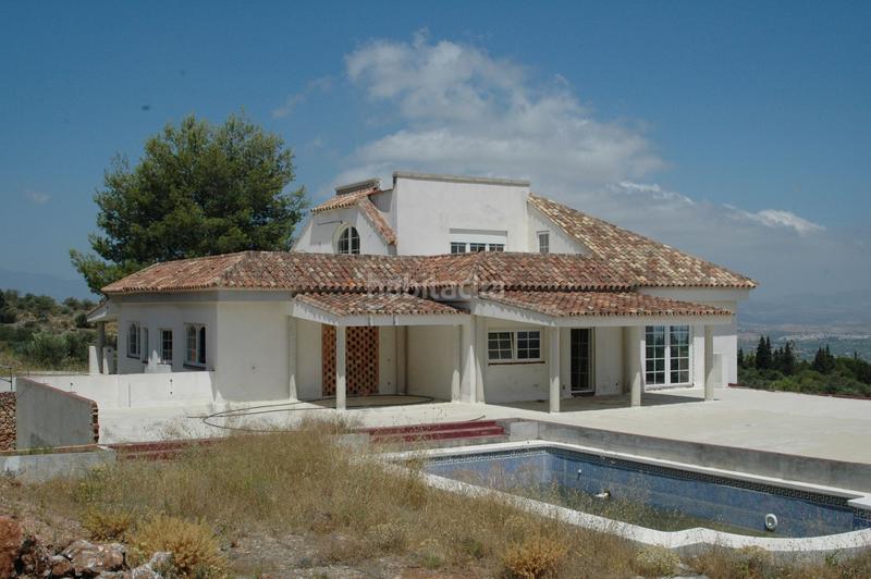 Foto d2196907-d35d-42a3-bfd3-772af4a79cf5. Chalet with pool in Centro Alhaurín el Grande