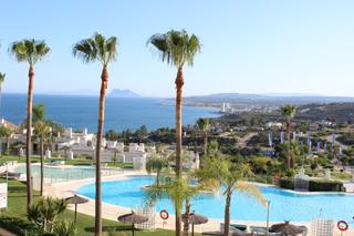 Apartament a Sierra morena 2. Interesante apartamento en complejo turistico con piscina. manil