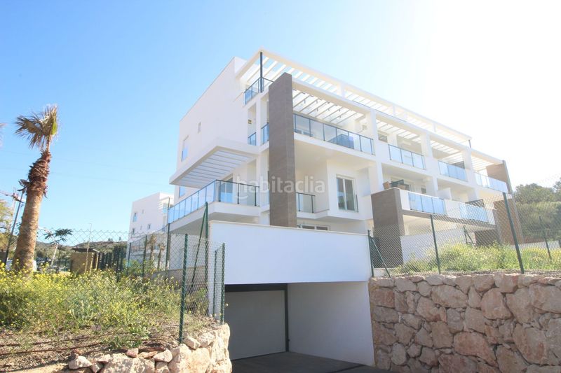 Foto cf5576a2-7047-4c43-ad04-8f36f7228f79. Lloguer àtic a estrella de mar 8 a Jarazmin Málaga