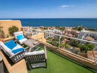 Casa adossada a Terrazas de la bahia. Adosado con magnificas vistas panoramicas y solarium de 60 m2. c