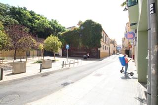 Aparcament cotxe a La Goleta - San Felipe Neri. Plaza de garaje junto al teatro cervantes. centro historico. mal