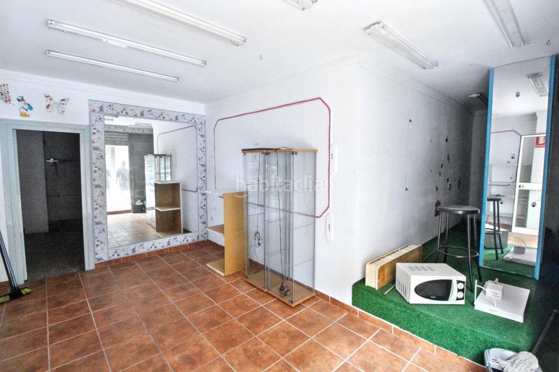 Foto ab41c8a7-8485-4c1e-8e64-b4597c476702. Local comercial a La Trinidad Málaga
