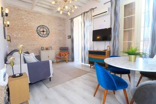 Pis en Alamos 45. Piso con licencia turstica y alta rentabilidad.totalmente refor