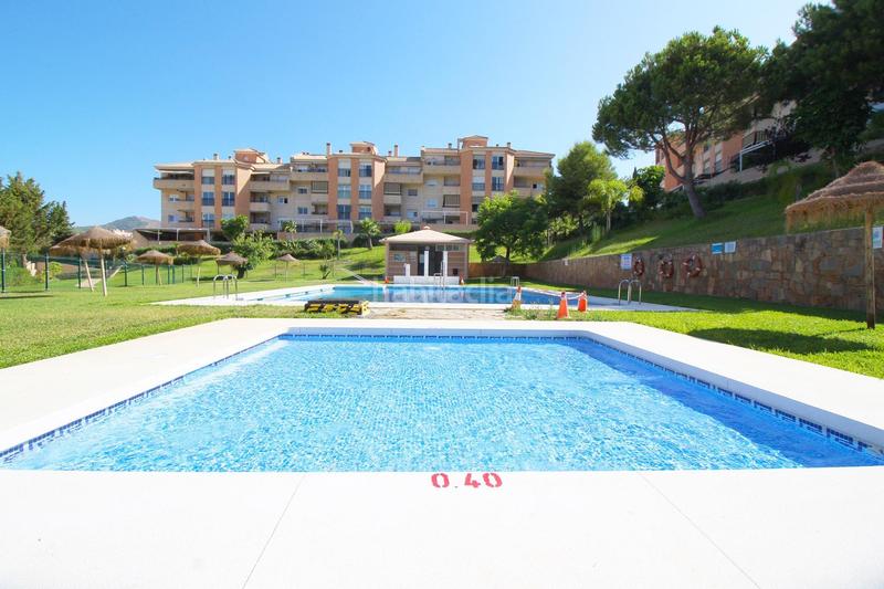 Foto 96175e21-a58b-4102-b115-e8bb5fd295d9. Piso en federico fellini 36 luminoso piso en Parque Clavero. piscina. zona este malaga en Málaga