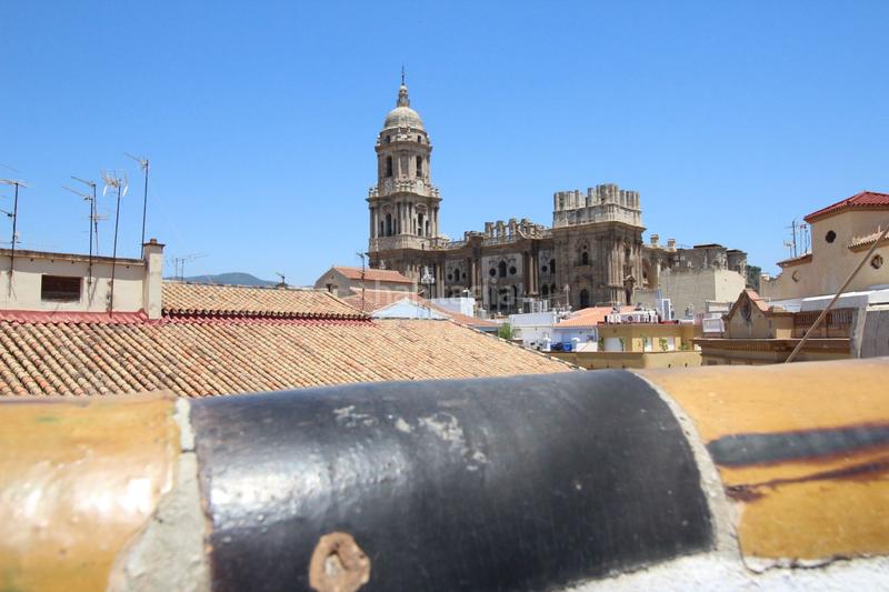 Foto 7d7e073f-7971-436f-9526-a5afcd391749. Lloguer àtic amb calefacció a Centro Histórico Málaga