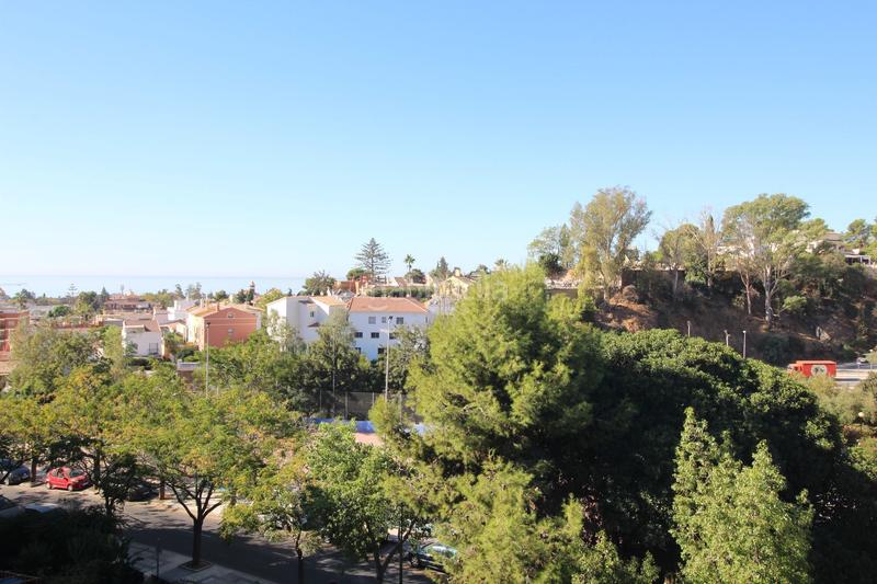 Foto d64e71ae-b773-44f4-94e7-bd984dac1a03. Rent penthouse in hernan nuñez de toledo 16 in Pinares de San Antón Málaga