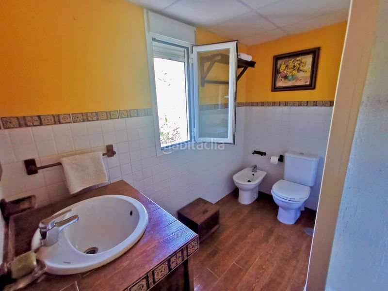 Foto 190d5f82-9156-4766-ac81-731b75458f6b. Casa a leoni benabú a Pinares de San Antón Málaga