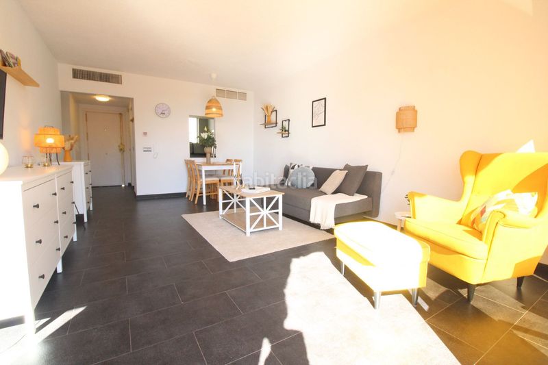Foto 85e7269f-6797-4fa5-a9cf-f84845c65116. Rent flat in olmos 19 in Cerrado de Calderón - Hacienda Paredes Málaga