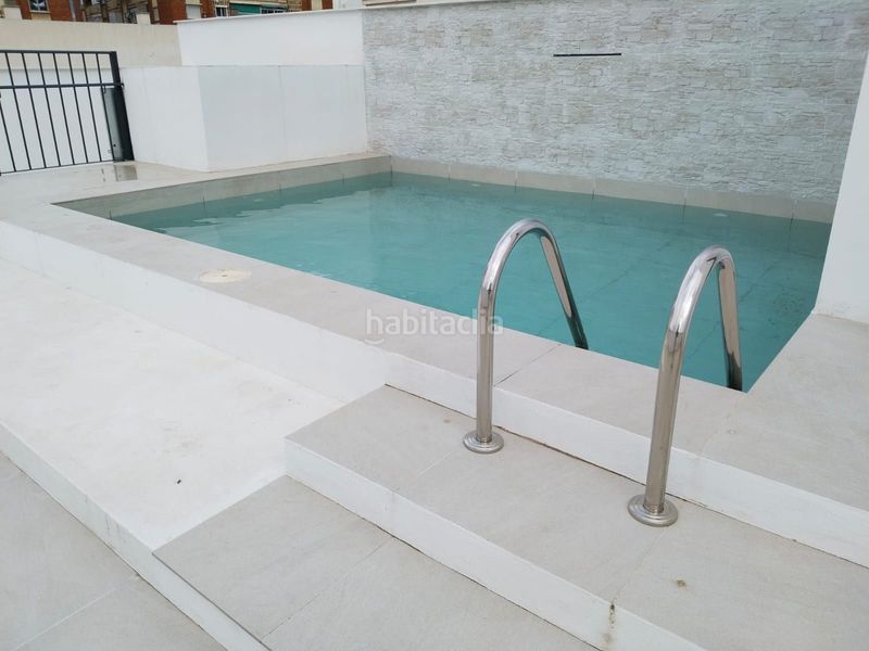 Foto 22cd244f-b96f-49e0-a0ff-9cdc1be255e4. Location appartement avec chauffage piscine dans Los Castillejos - La Trinidad Málaga