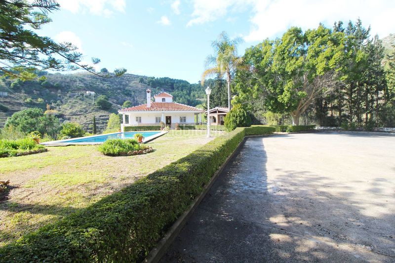 Foto fa6ddd57-4d94-4f78-9335-315ab64106ed. Masia a de las viñas a Alozaina
