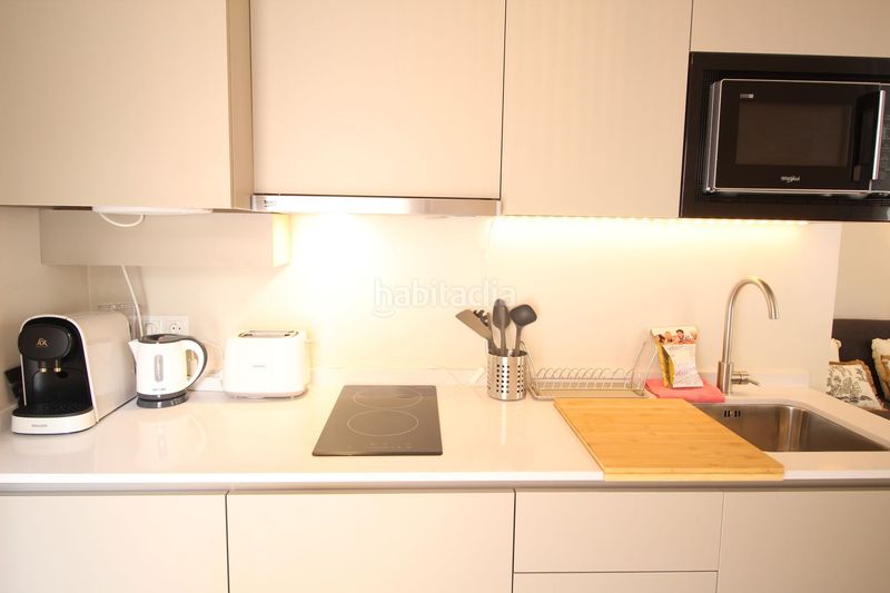 Foto 1b7a921d-deb5-442a-817a-b7618711945a. Estudi a galatas 5 a Cristo de la Epidemia Málaga